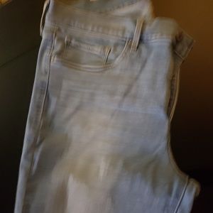Womens Levi's